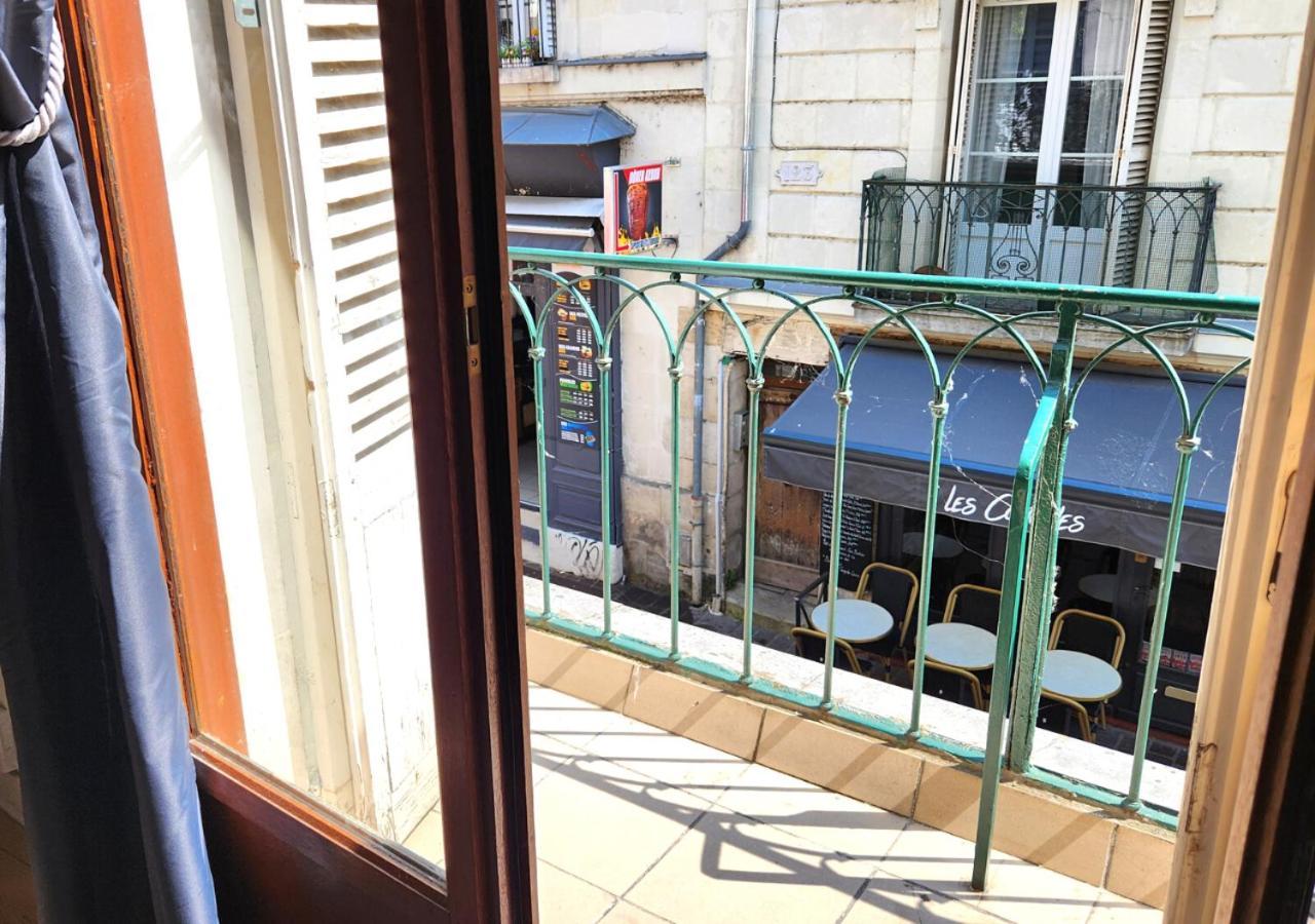 "Colbert Triplex" 3 Chambres - Balcon - Patio - Cathedrale Tours Exterior foto